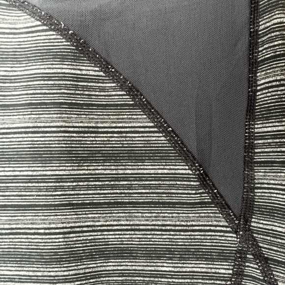 Zella Live In Sultry Gray High-rise Crop Leggings - Picture 5 of 7